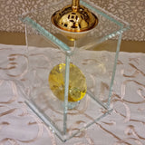 Groot glas met goudblomsentrum Oudbrander