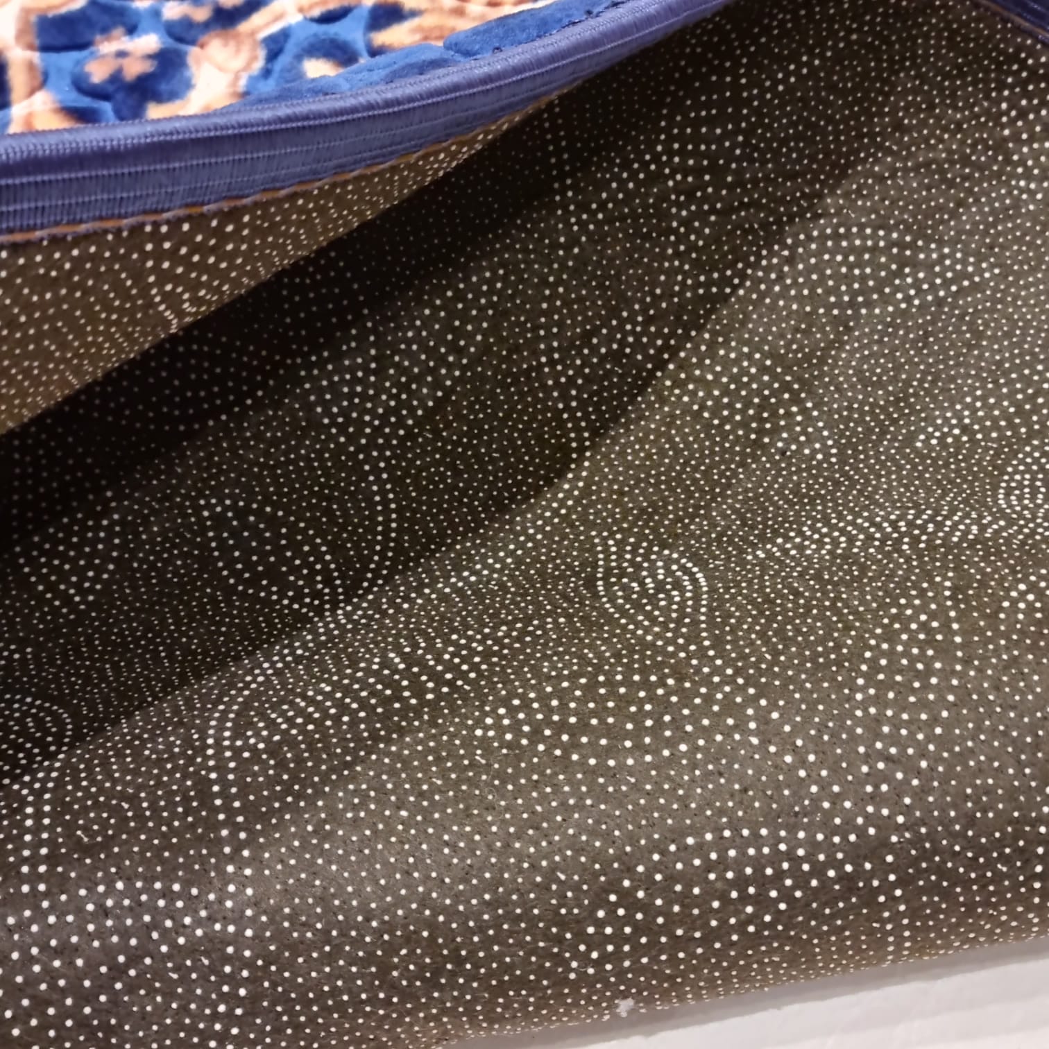 Brown Rose Soft-Touch Zikr Mat (1.6m x 2.3m)