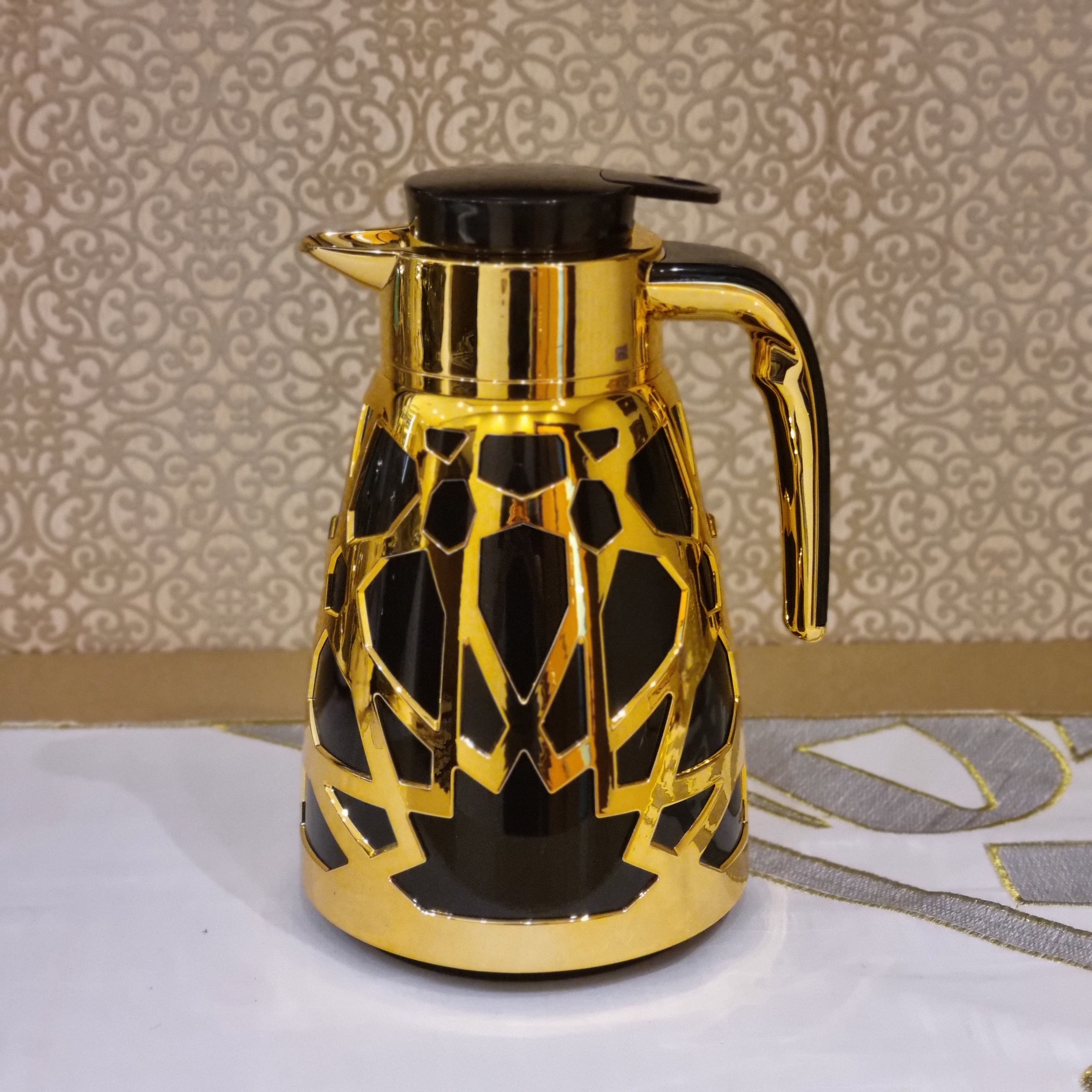 Noor Brown 1 liter vakuumfles met deksel (reliëf)