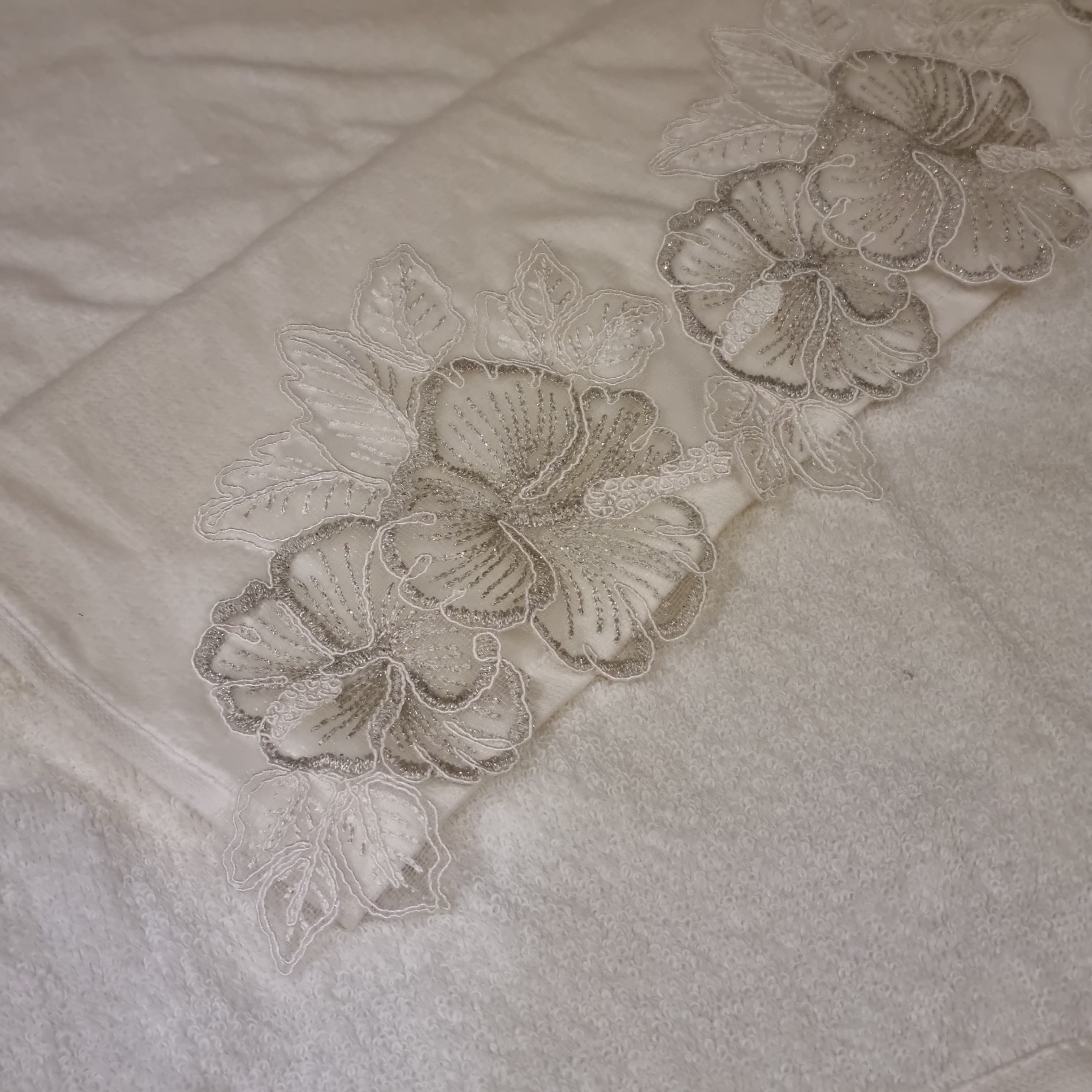 Hand Towel - Luxury - Floral Net