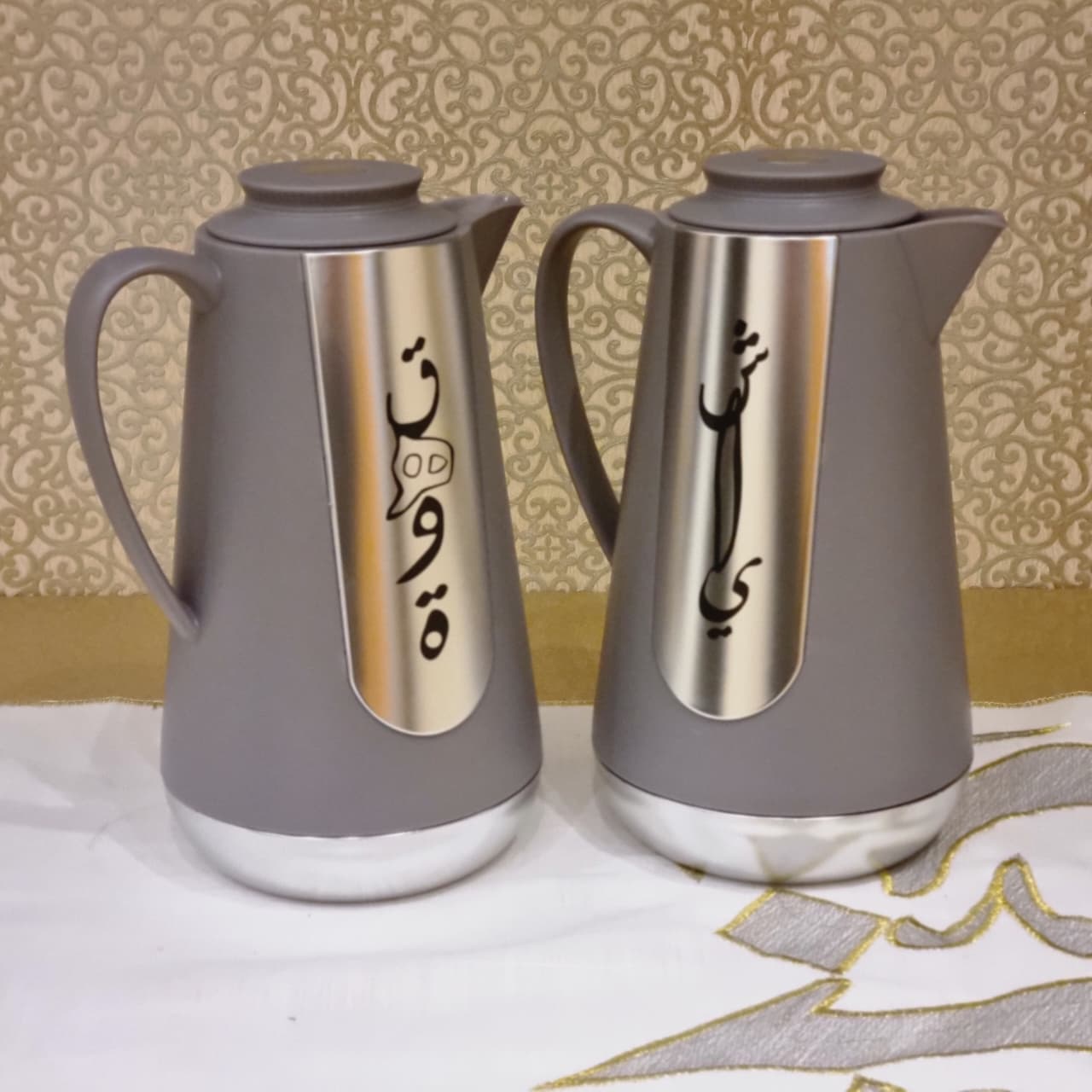 Noor Brown 1 liter vakuumfles met deksel (reliëf)