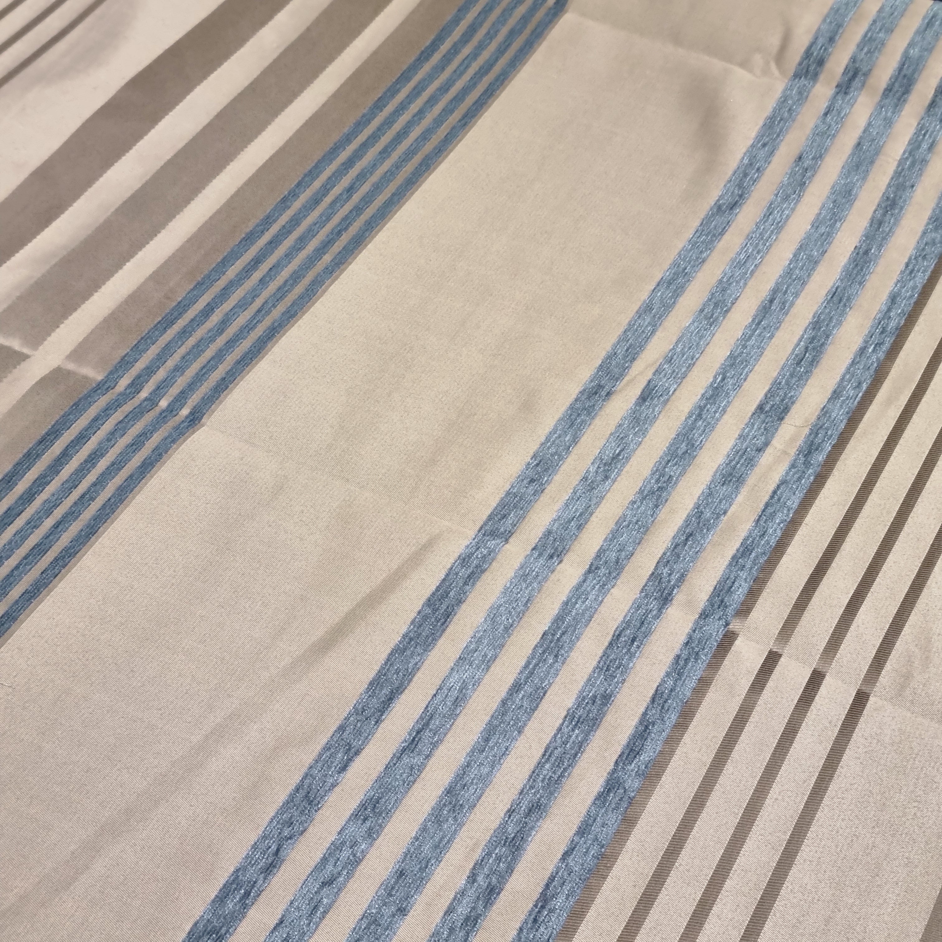 Beige & Blue Luxury Tablecloth