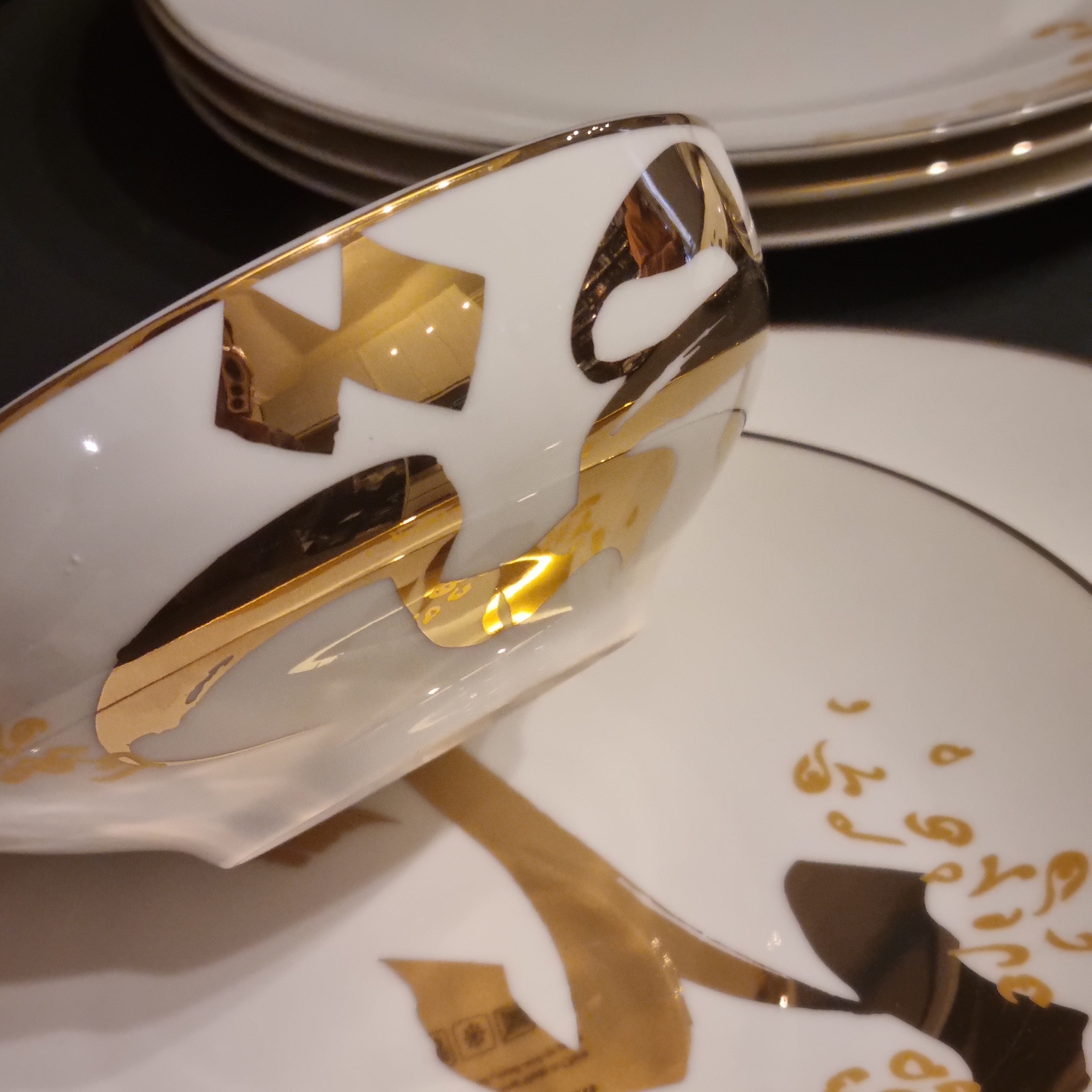 Opdienbord Van Diwan - Ivoor