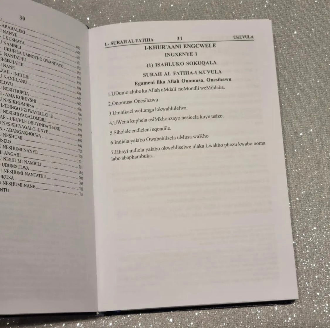 Die Heilige Koraan in Zoeloe vertaal