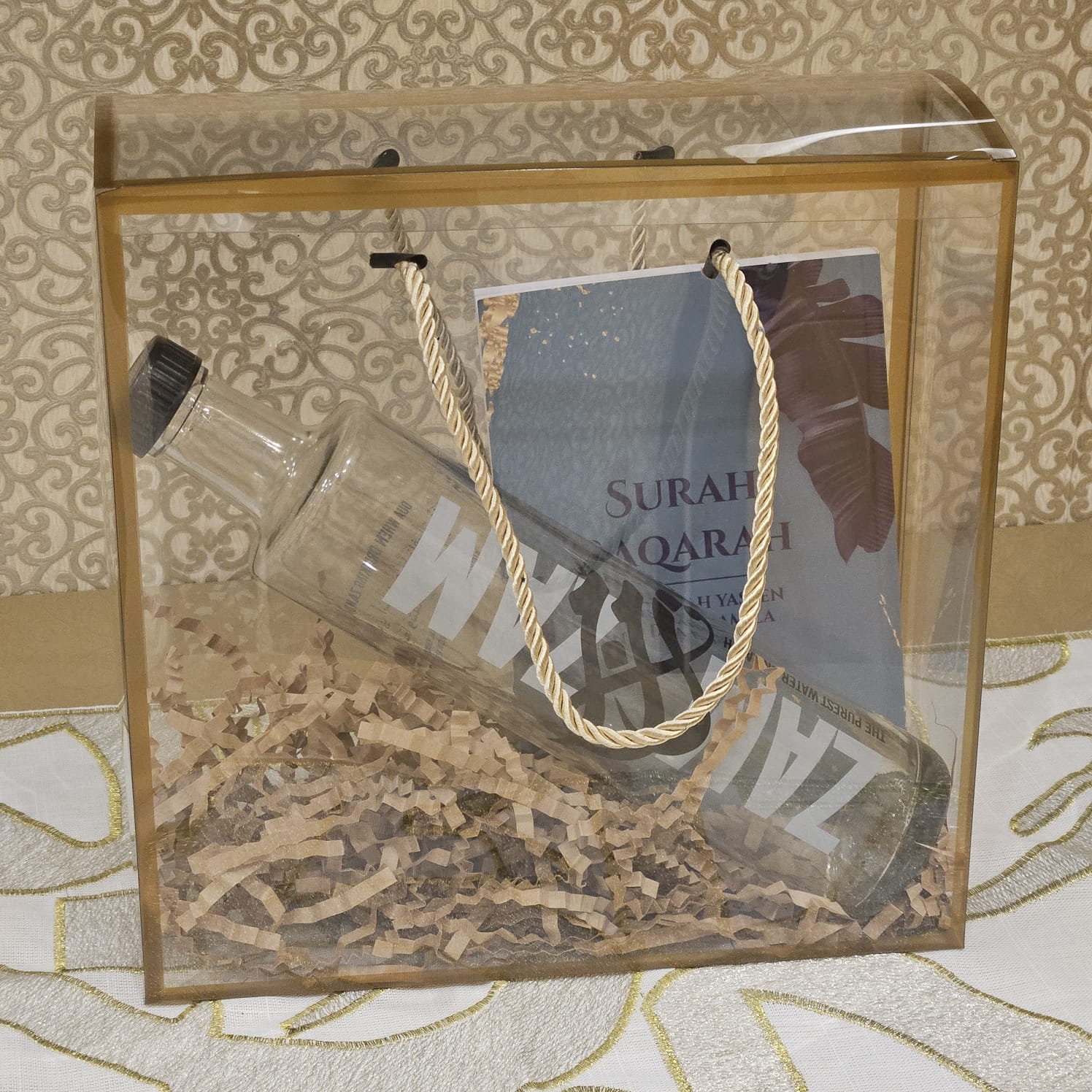 Gift Set 5 - Surah Baqarah Kitaab Plus Zam Zam Bottle (Ex Water)