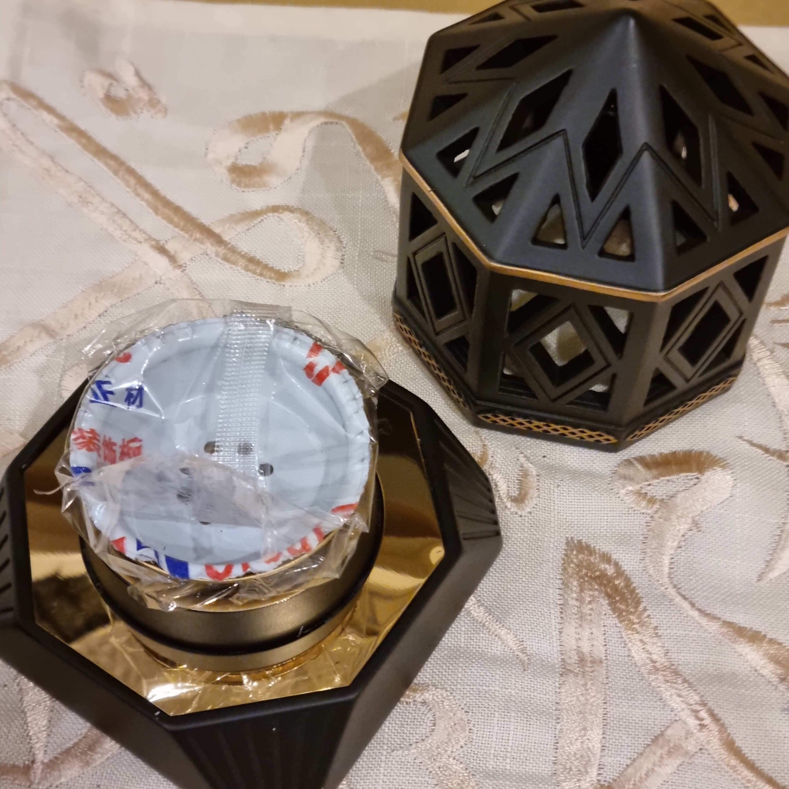 Magnetic Hexagonal Style Oud Burner