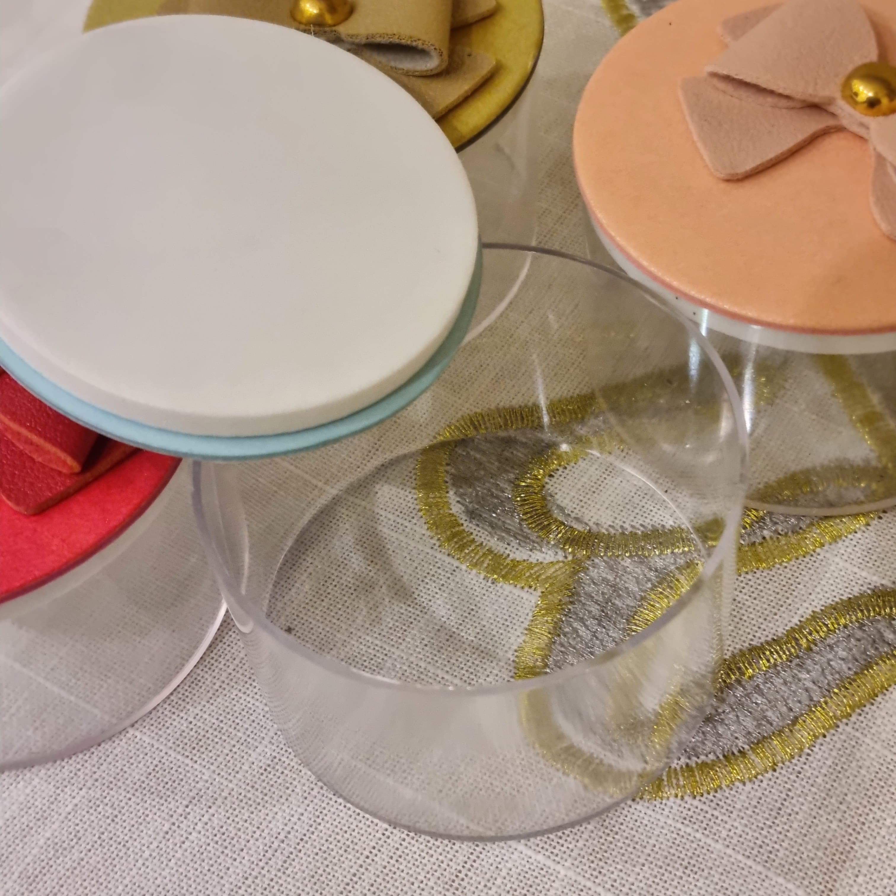 I-Round Cutwork Glass Bowl