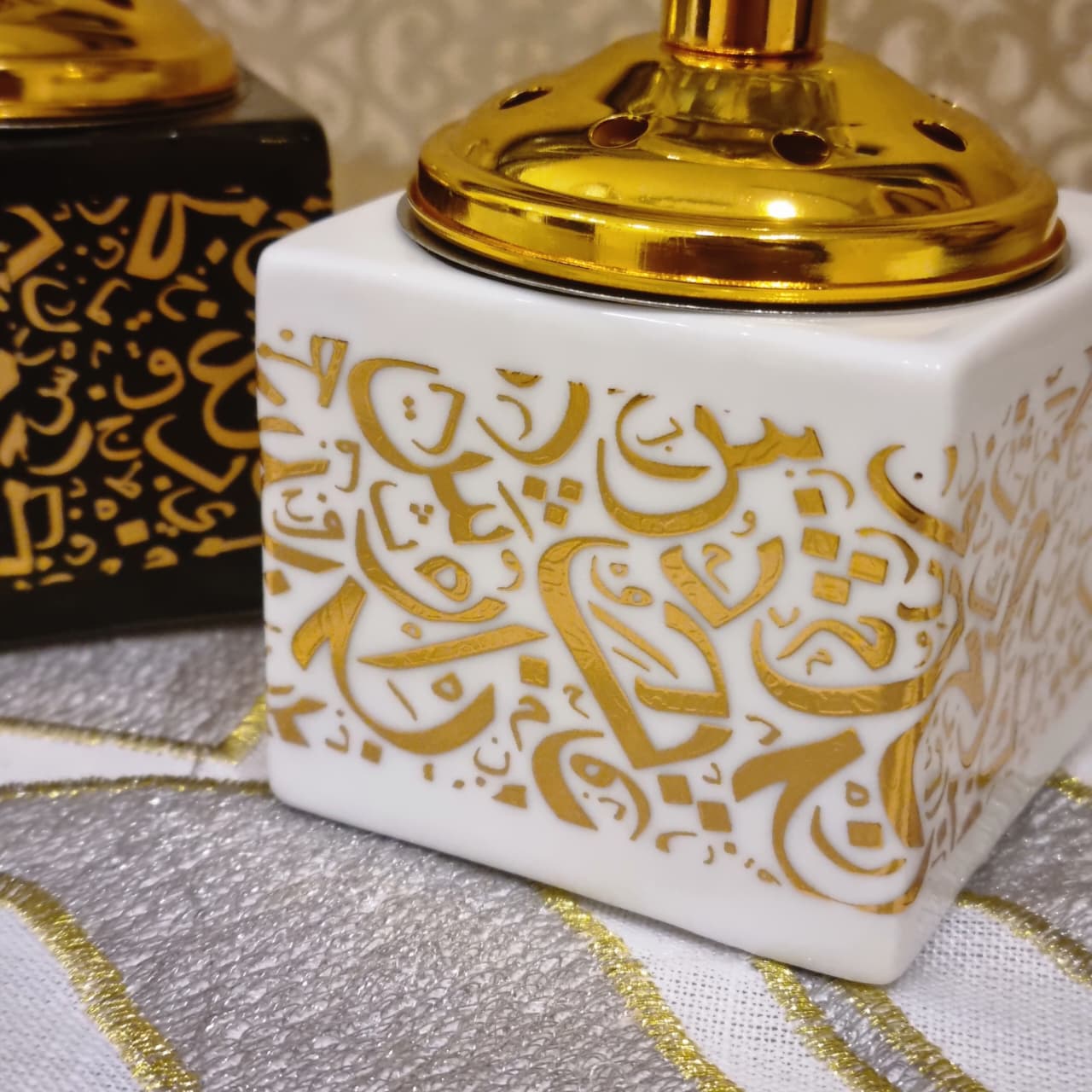 I-Arabic Calligraphy Teapot-Style Rainbow Print Oud Burner