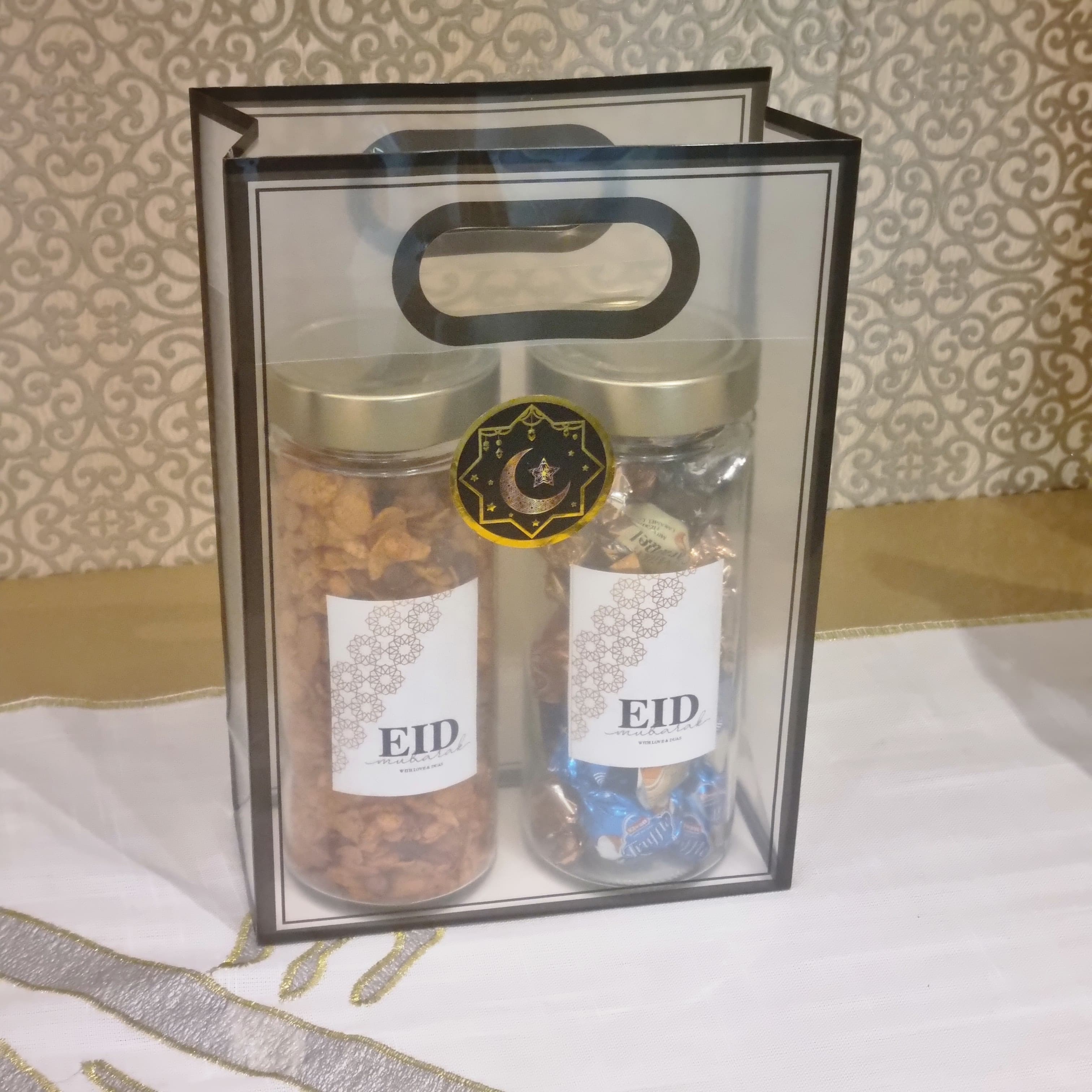 Eid Gift Set 14 - Chevro & Chocolate Set