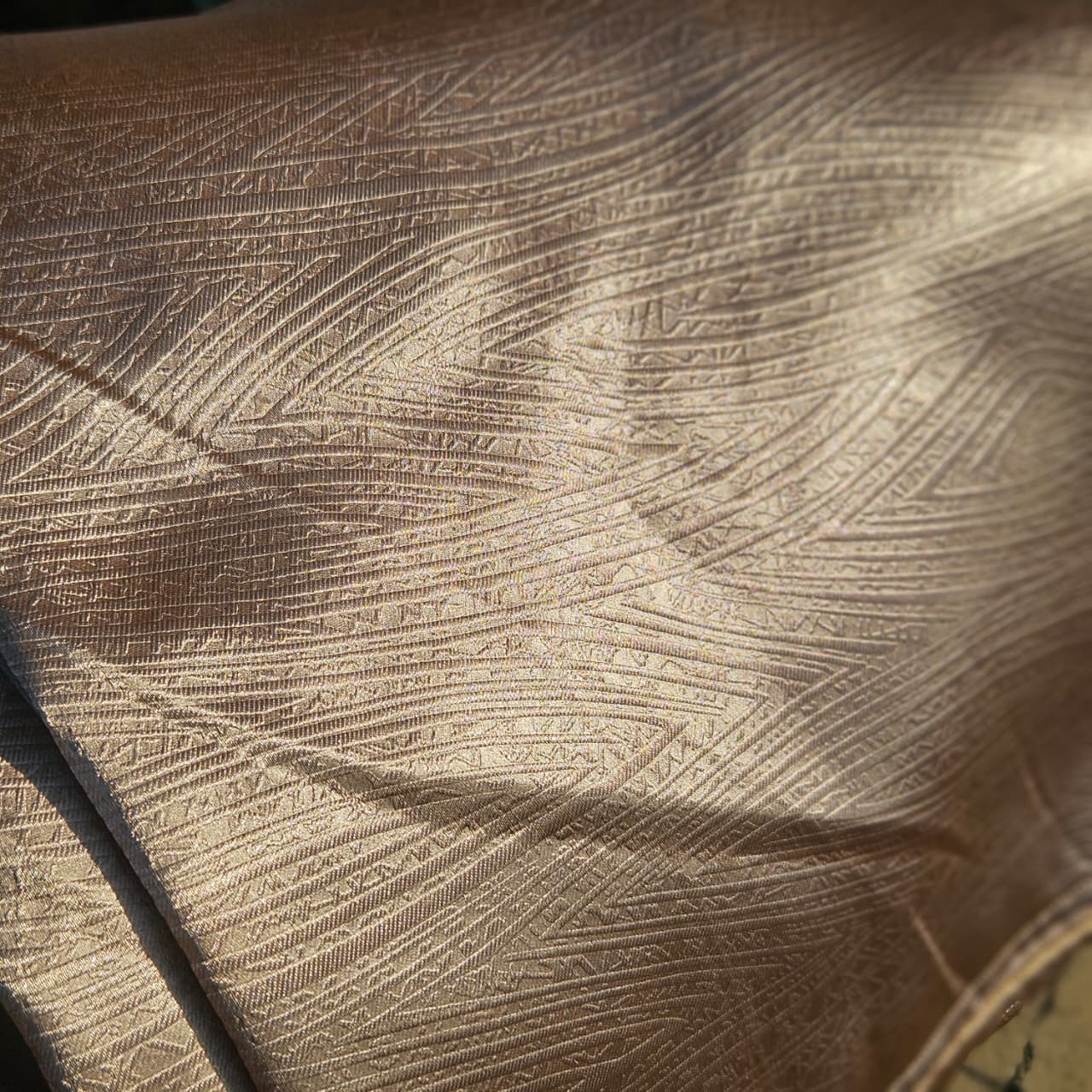Bronze Krinkle Luxury Tablecloth