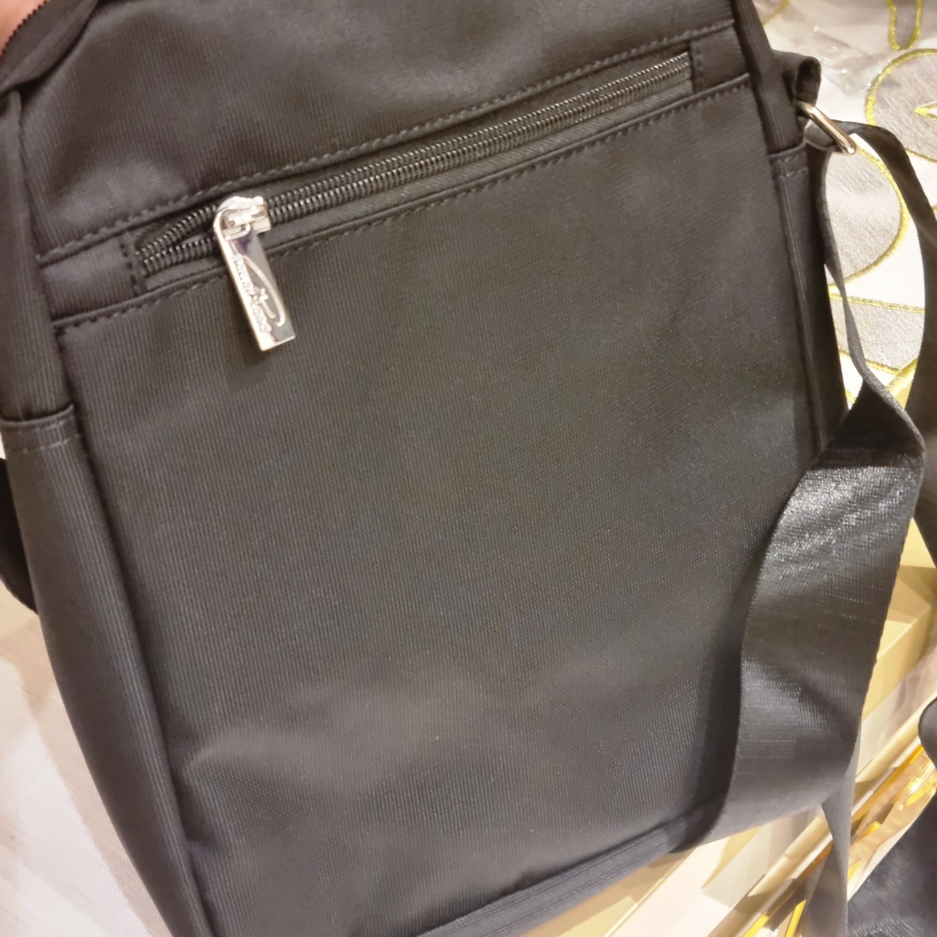 Shoulder Bag (Powerland)