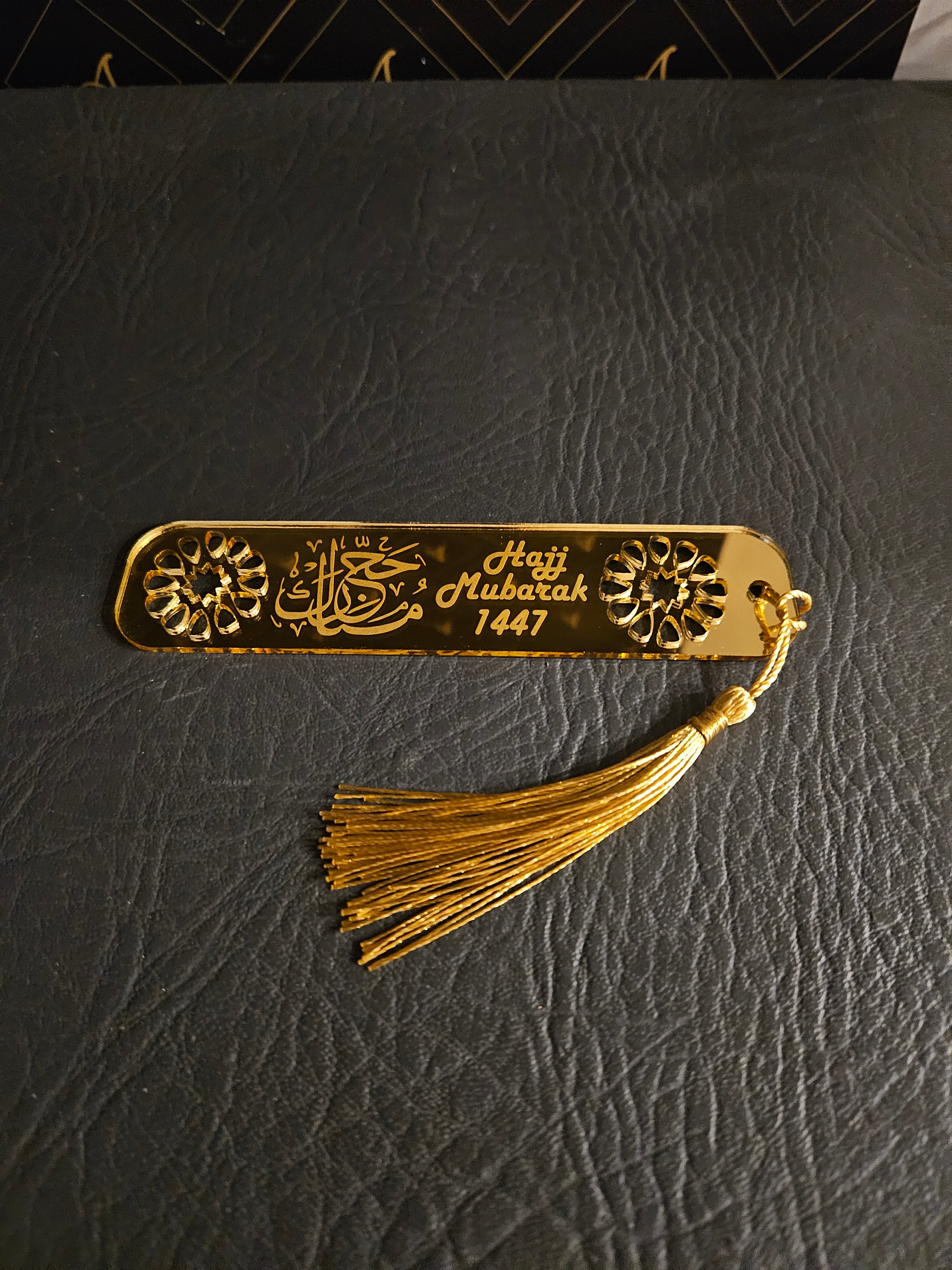Acrylic Hajj Mubarak Bookmark – Arabic & English Engraved Mirror Bookmark with Star and Teardrop Cutout Design