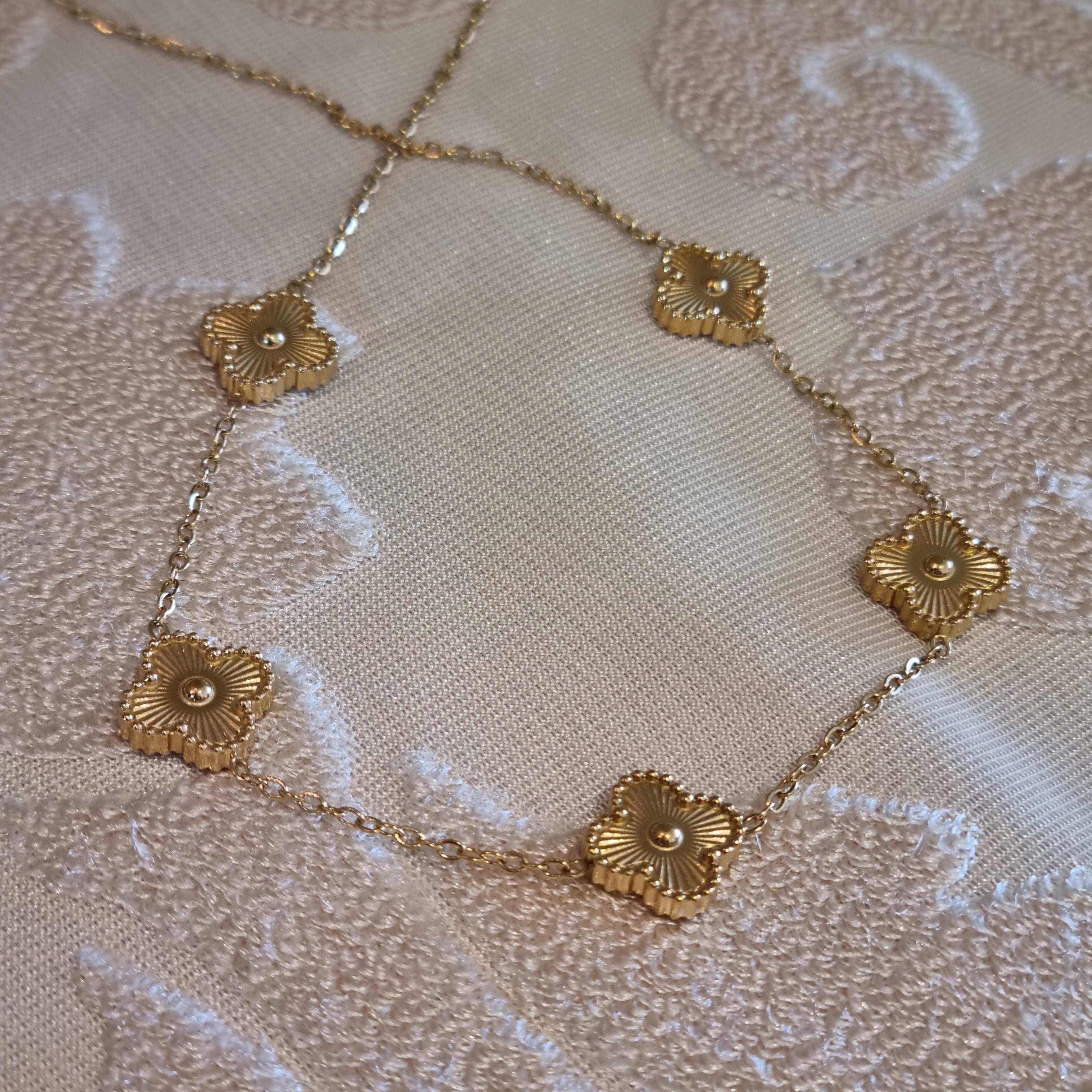 Ayatul Kursi Bar Halssnoer (3 kleure)