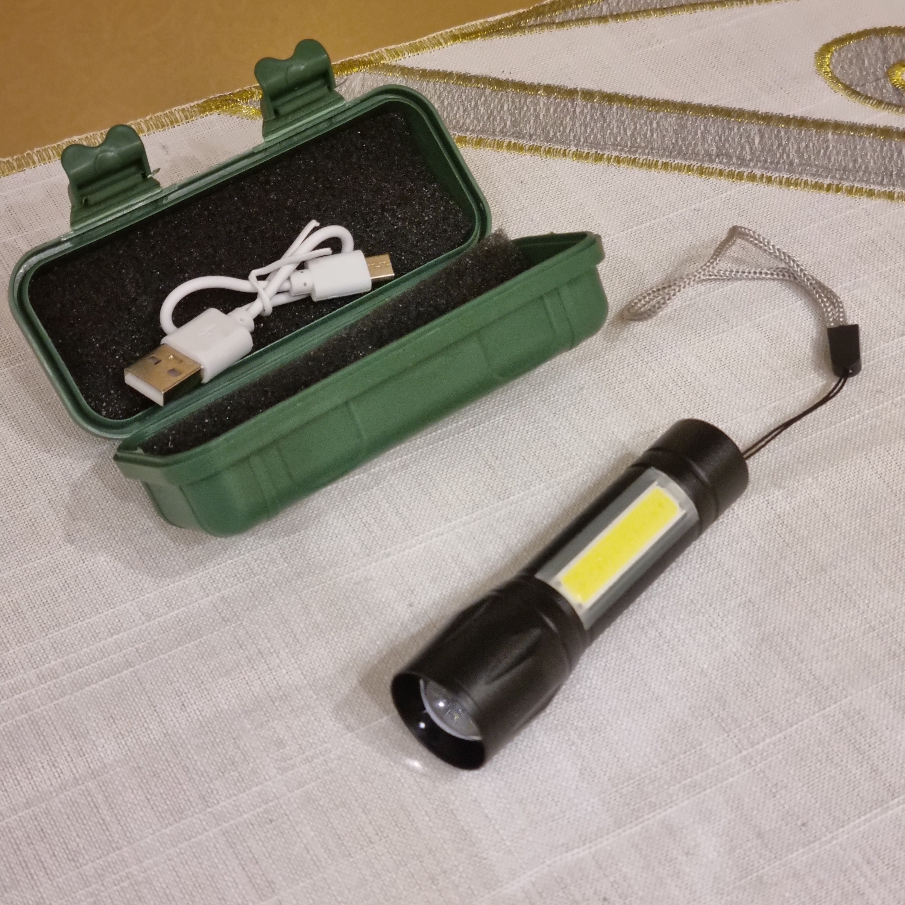 Travel Torch (Rechargeable)