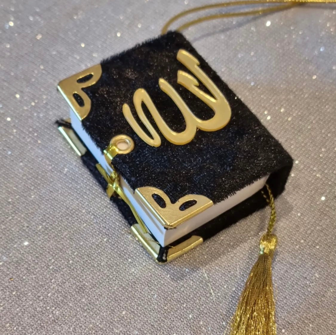 Hanging Mini Quran (7 Colours)