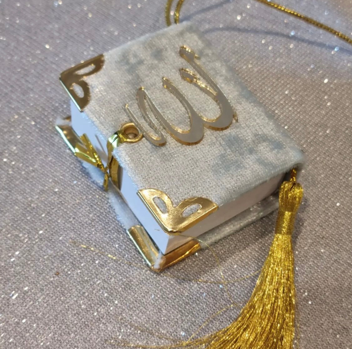 Hanging Mini Quran (7 Colours)
