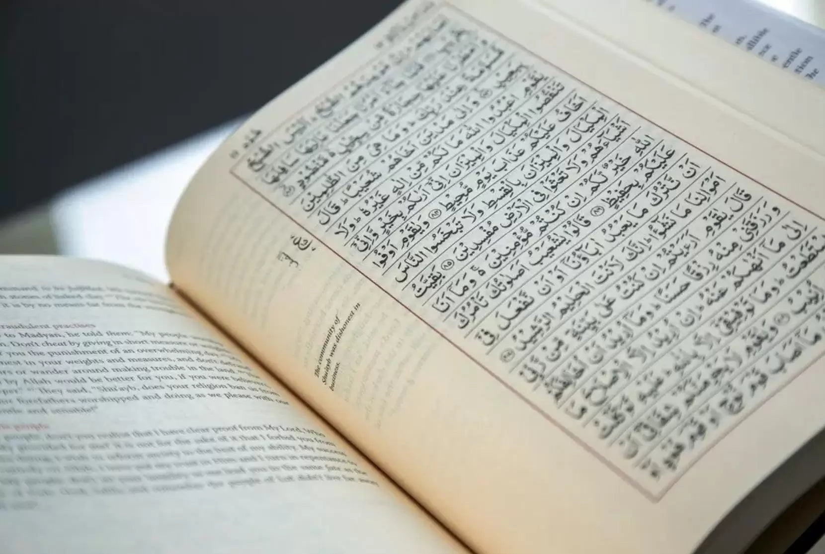 The Majestic Quran (Hardback) English & Arabic